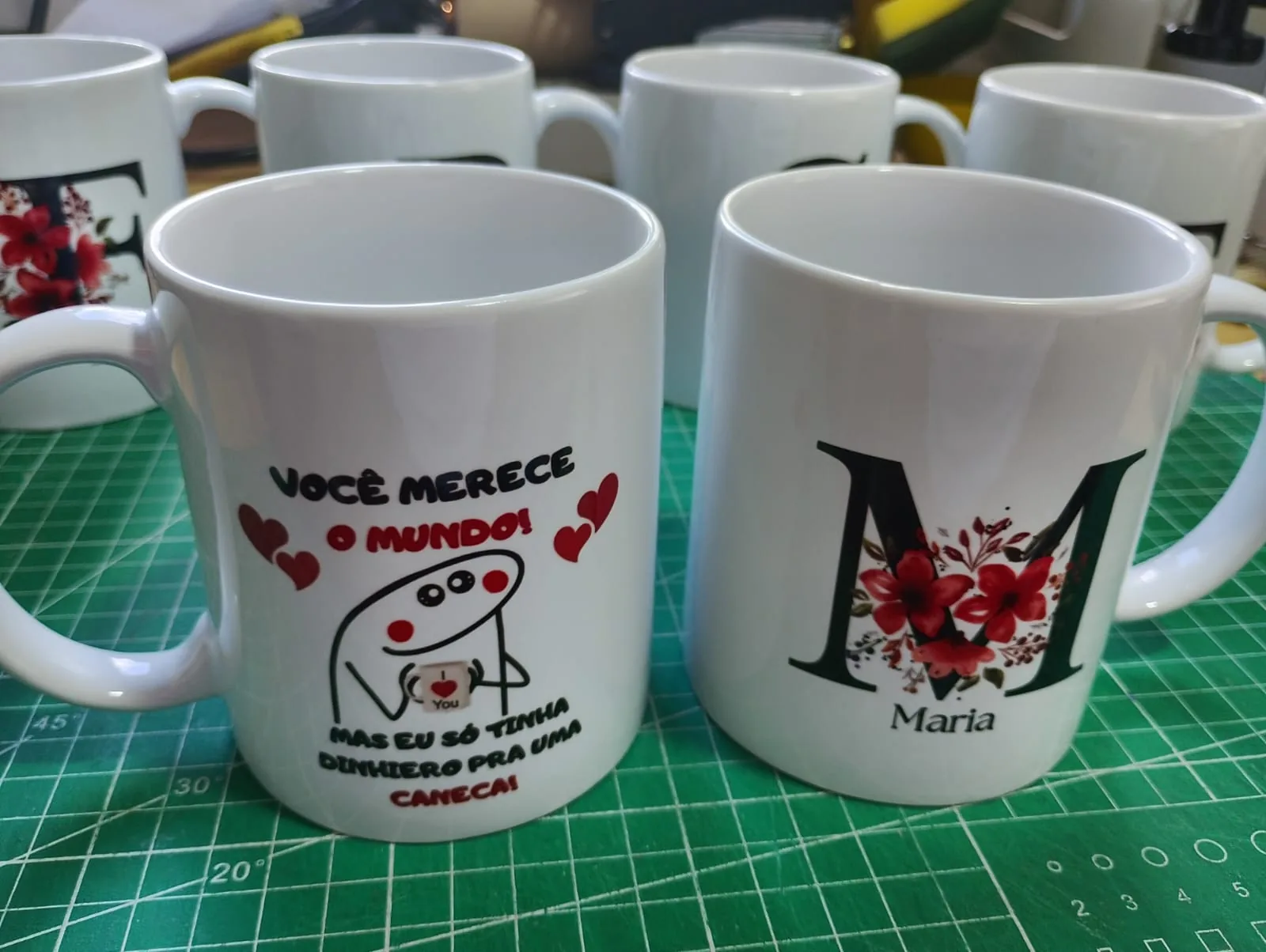 Canecas personalizadas produzidas pela G&J